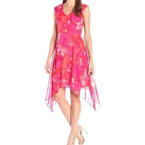 Women's Sandra Darren Floral Sleeveless Asymmetrical Hem‎ Size 12P